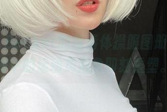 Alina Becker的高清体操服图册，你脑海中的运动员形象即刻重塑。