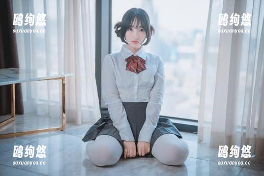 免费写真时刻：HaNari(하나리)带你体验LeeheeExpress的各种不可思议！