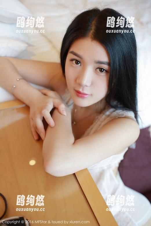 MFStar模范学院 - 唐琪儿il带你“秘书”乱入，套图更新，办公室趣事不断！