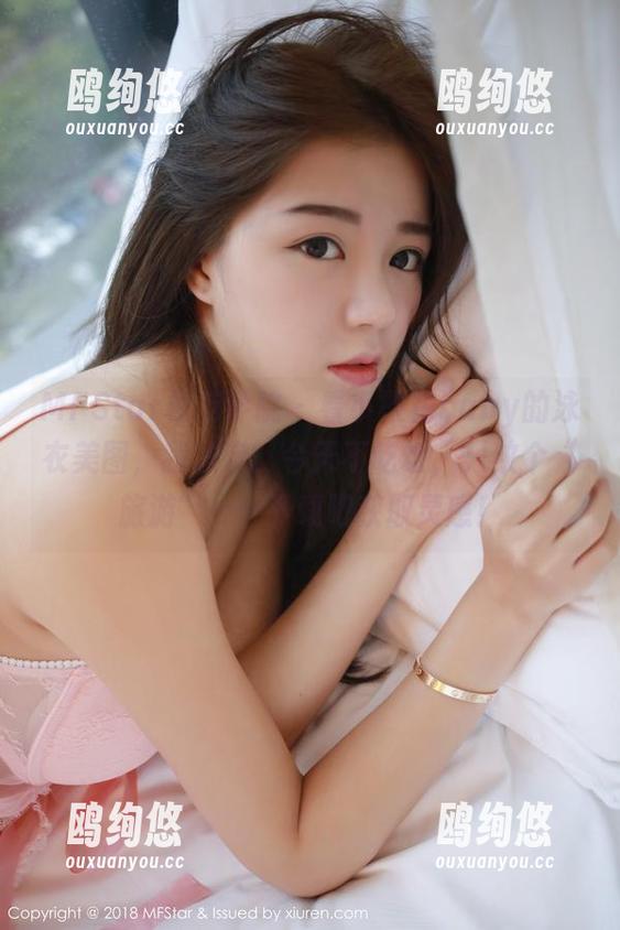 MFStar模范学院 - 看小樱花baby的泳衣美图，我决定：今天不吃饭，只纹个“旅游”……下载吧获取灵感！