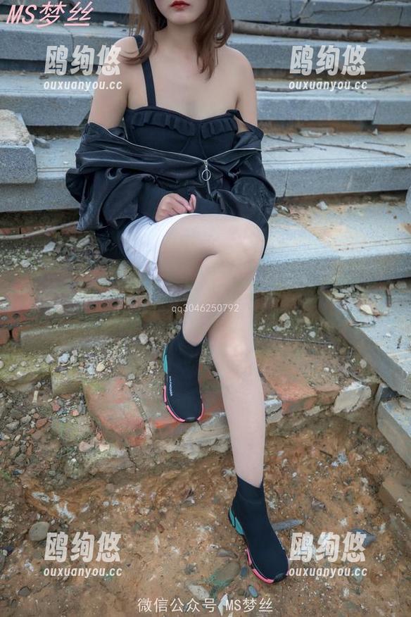 MSLASS梦丝女神 - 这才是高清写真！然然的靴下女神让我再次反思我的鞋柜。