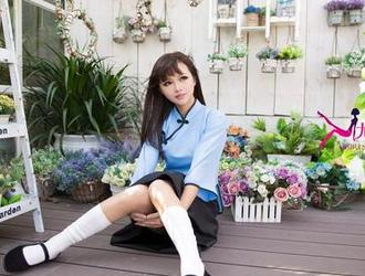 UGirls尤果网 - 哦，张小西Ann和眼镜，这组合太让人眼前一亮，原图里都在扣人心弦。