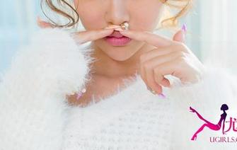 UGirls尤果网 - 王幼贞最新居家图集，连沙发都想偷偷送上台前？