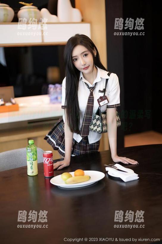 XIAOYU语画界 - 小海臀Rena的温柔写真，资源太让人不忍直视了吧？