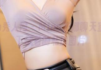 Xiuren秀人网 - Mina米娜聊天室：校服下藏着的私房图片