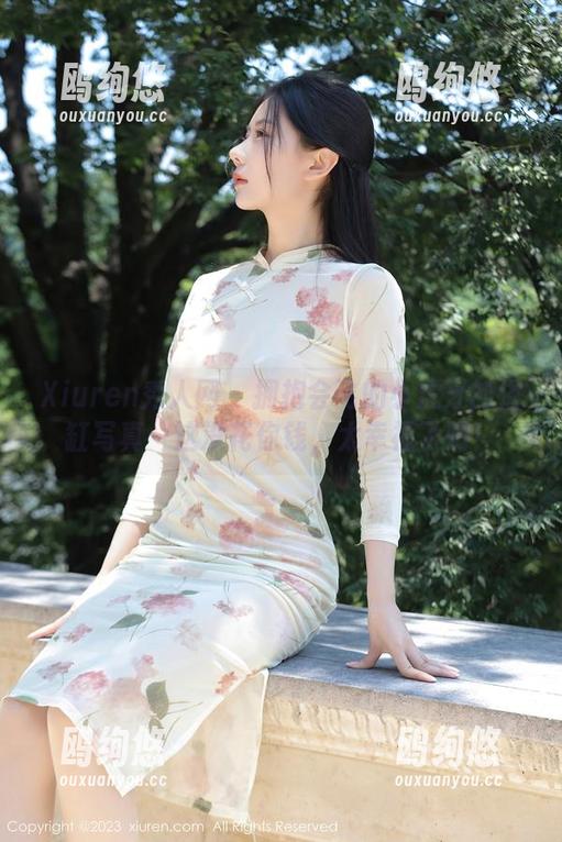 Xiuren秀人网 - 拥抱会飞的小虎牙的浴缸写真—这没花你钱，太幸福了吧！