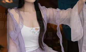 Xiuren秀人网 - 温柔如水的小海臀Rena，套图展现得刚刚好，令人心动但又说不出在哪里。