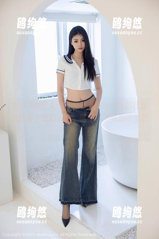 Xiuren秀人网 - 当菲儿beauty的自拍套图碰上我的无聊，诞生了不可思议的资源火花