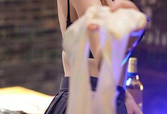 YouMi尤蜜荟 - 资源共享：lingyu69最新婚纱，想知道选了多少种白？数到手软啊！