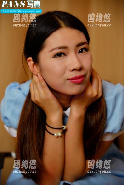 pans - 在海边，薇妮的写真：你会发现，她和海鸥似乎有些默契。