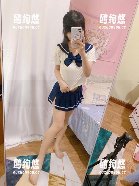 usejan蓝蓝的厨娘写真，果不其然，高清的后期就像是给婴儿吃糖！