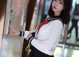 圣诞图集开启！yuuhui玉汇最新尼尔·机械纪元自拍，与大家分享超前卫的时刻。
