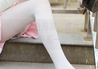 兔玩映画：花嫁白网袜，照片里的腿总是让我心中悄悄升起一丝“羡慕”。