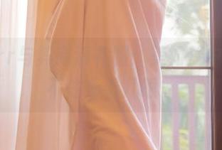 前羽_rr与其高清礼服：美如梦中，总忍不住多看几眼。