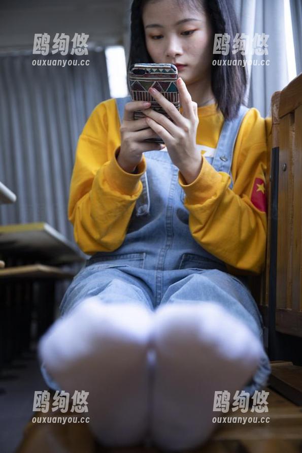 南国足艺 - 静儿图包更新！少女时光，这又算是几分愁绪？