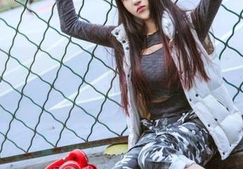 头条女神 - 李丽莎在线更新校园图片，学习不是唯一的主旋律，来看看这乐子！