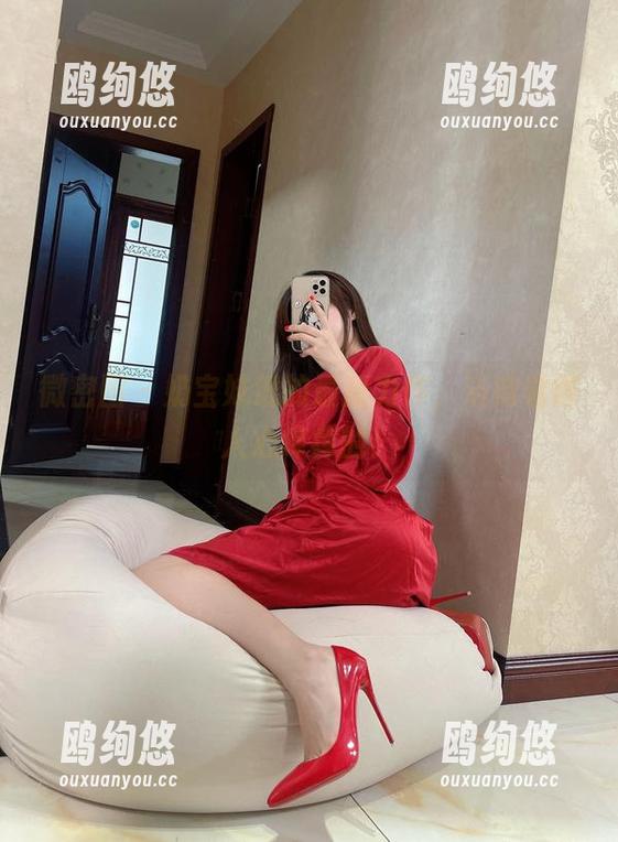 微密圈 - 奶宝妹纸的最新力作，浴袍看得人心痒痒的！