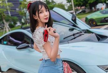 妍子坚不可摧的图包私拍，狂三在这里随便变换，真是…来不及形容