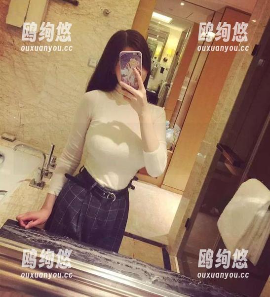 微密圈 - 小芯酱教你这几招：无圣光下的职业装图集，正面临职场挑战的日子。