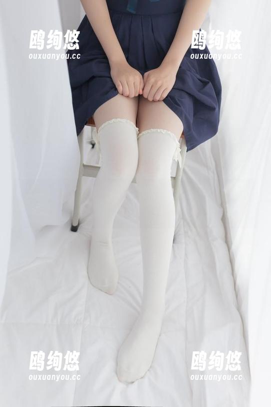 少女秩序-小满 少女秩序 - 美图!小满穿上牛仔裤后产生的轻松侧影