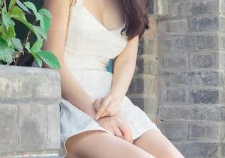 尤果网 - 挖哈哈，乔依琳学姐的私房美图——这次终于让我觉得学业与美貌并存了嘛！