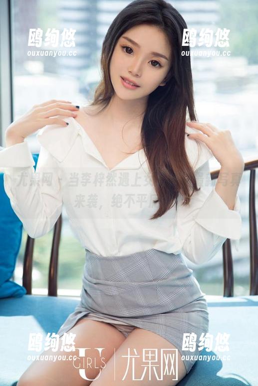 尤果网-李梓然 尤果网 - 当李梓然遇上女王装,最新写真来袭,绝不平庸呀!