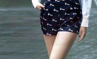 推女郎 - 看艾栗栗镂空写真全集，一言不合就撩动那种暧昧。