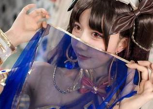原图里的木棉棉OwO，连衣裙的叛逆气息