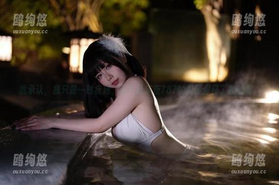 我承认，我只是一时痴迷，照片让末夜787的美腿俘获了我的眼。