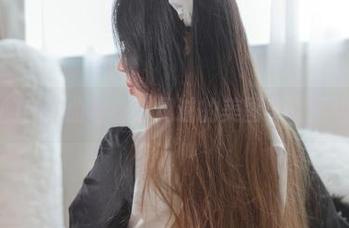 教室里的杏仁曲奇：你见过的美图与套图组合吗？