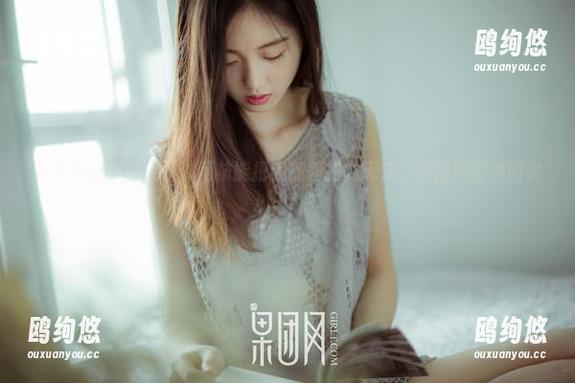 从来没想过黑色连体网袜能把我撩得如此无奈，果团网的美图实力！