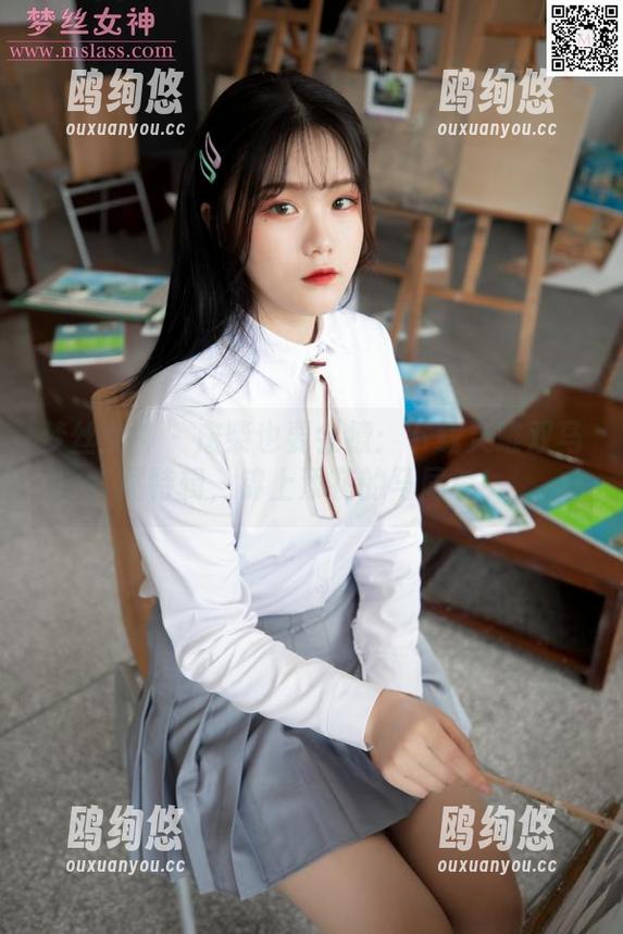 梦丝女神 - 废柴也要会撩：下载灵唯双马尾特辑，锦上添花的马尾杀！