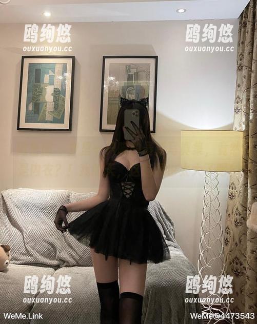 微密圈 - 梦里一只喵的最新写真集，竟然是内衣？！我的天，这脑洞也太大了吧！