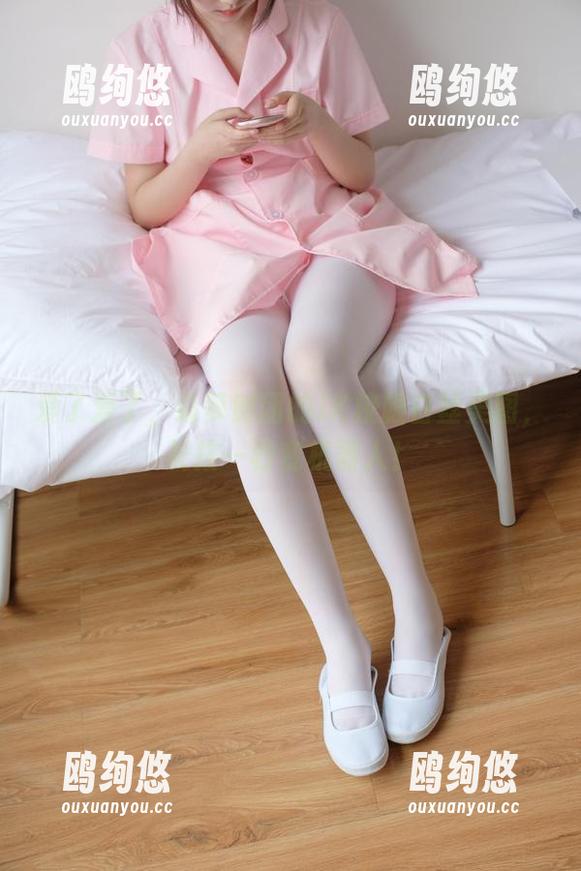 爱了爱了，森萝财团的JK校服白丝美图，长按一秒变机器人！