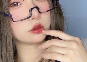 套图里藏着的私底下的趣事，次屁啦带你免费探个究竟！