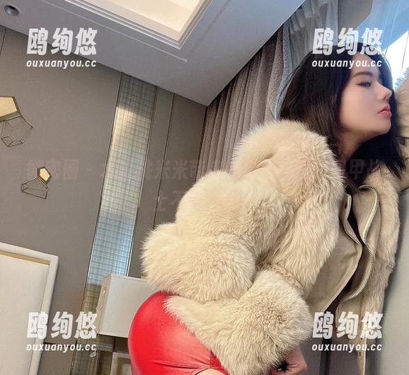 微密圈 - 水蜜桃米米带来的精选美图，机甲战士不忍直视！