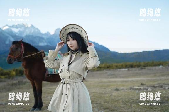浅安安 看吧,浅安安的环球之旅,作品就像魔法般,转瞬即逝的闪光。