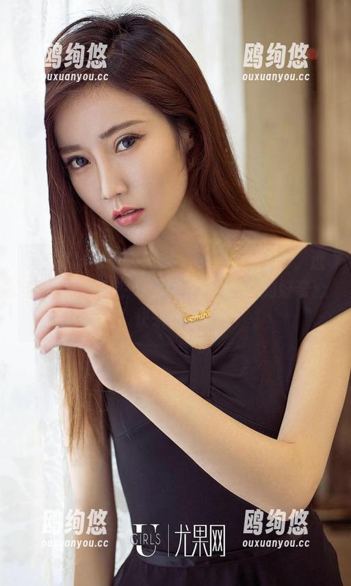 爱尤物-果儿Victoria 爱尤物 - 果儿Victoria的衬衫之下,透着愉快的气息!无圣光,点亮你的好奇心,快来套图吧!