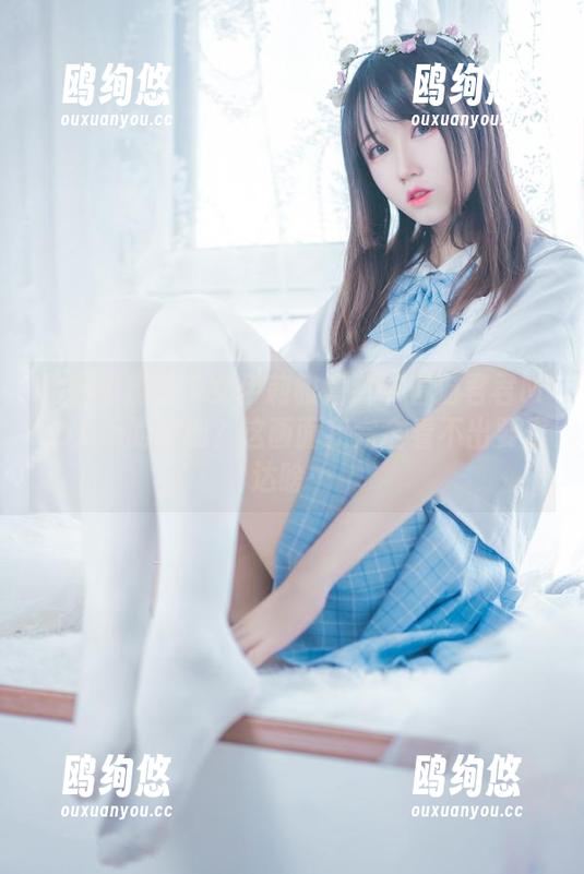 猫君君MaoJun 套图中魔法少女伊莉雅竟然带着猫君君MaoJun的灵魂?这画面我完全看不出要表达啥…