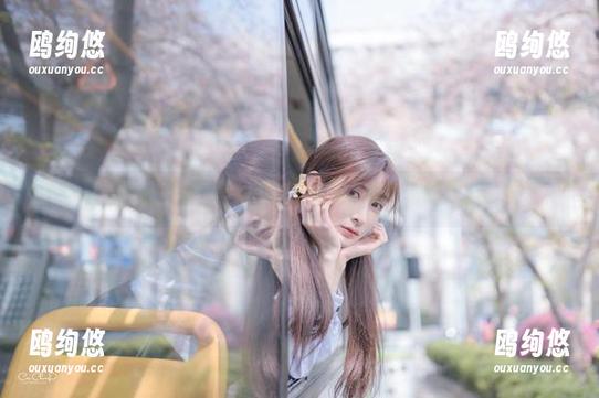 在线戳到王羽杉苦苦搁着的制服，原图震撼你的三观