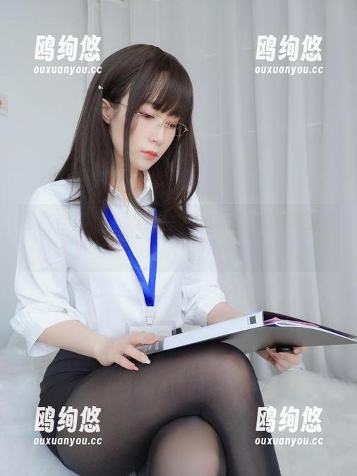 最新自撮写真集，白银81的世界和我的谁更陌生？