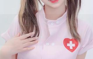 蓝白死库水美图合集，神楽坂真冬的游泳奇幻之旅，最佳反乏味驾驶员推荐！