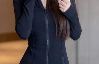 秀人网 - Candy糖糖和服高清壁纸，色泽斑斓得让人觉得自己甚至都穿上了基金会的标志！