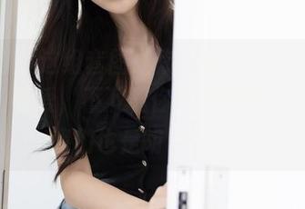 秀人网 - 这组套图让你见识到“智恩baby”的可爱，不下载你会后悔的哦，虽然我们也是胡说八道。
