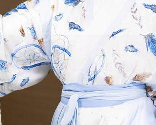 秀人网 - 两个焦糖可可？私拍图包里的双人闹剧，欢乐停不下来！