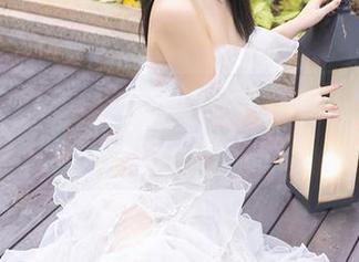 秀人网 - 油亮：盼盼已鸠的又一回归更新，想不点都难。