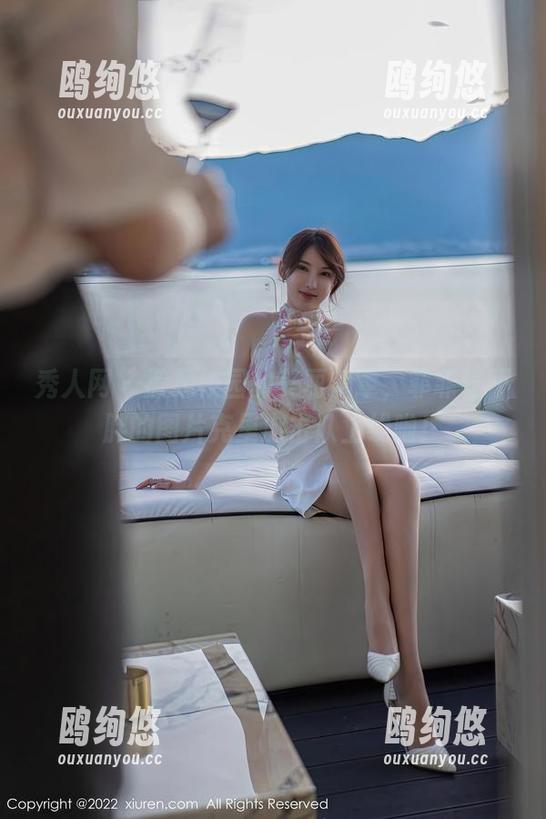 秀人网 - 掀起校园的美丽篇章，菲菲吃不胖的图片克里游击队上线啦！