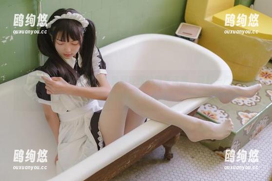 稚乖画册 - 多余的夏日？赤西夜夜的图集资源，轻轻一撩，好像哪天都能揭不开锅。