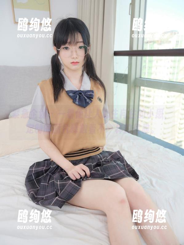 紧急企划 - 一看便让人心生向往的小恩，定制的图片释放着不一样的优雅。