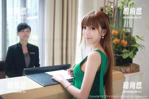 美媛馆 - 佘贝拉bella妹妹的全新图片更新，看这小家伙今天又给大家带来了哪些欢乐！